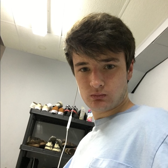 Meet your Posher, Daniel - Picture 1 of 1